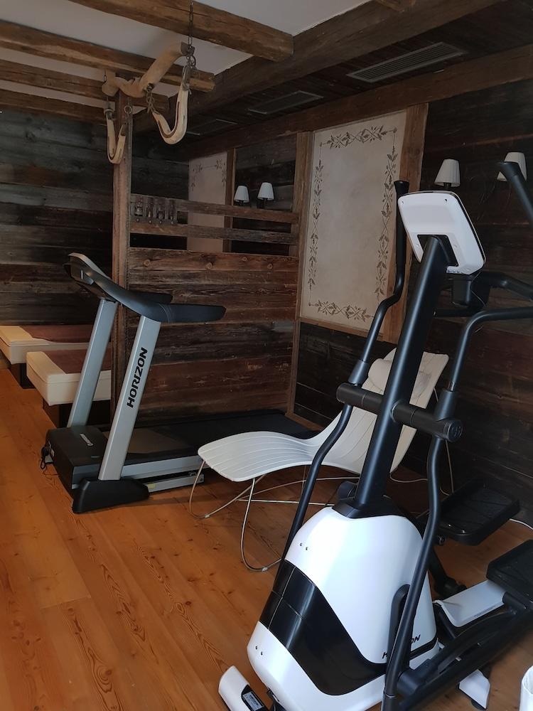 Maribel Hotel Madonna Buitenkant foto