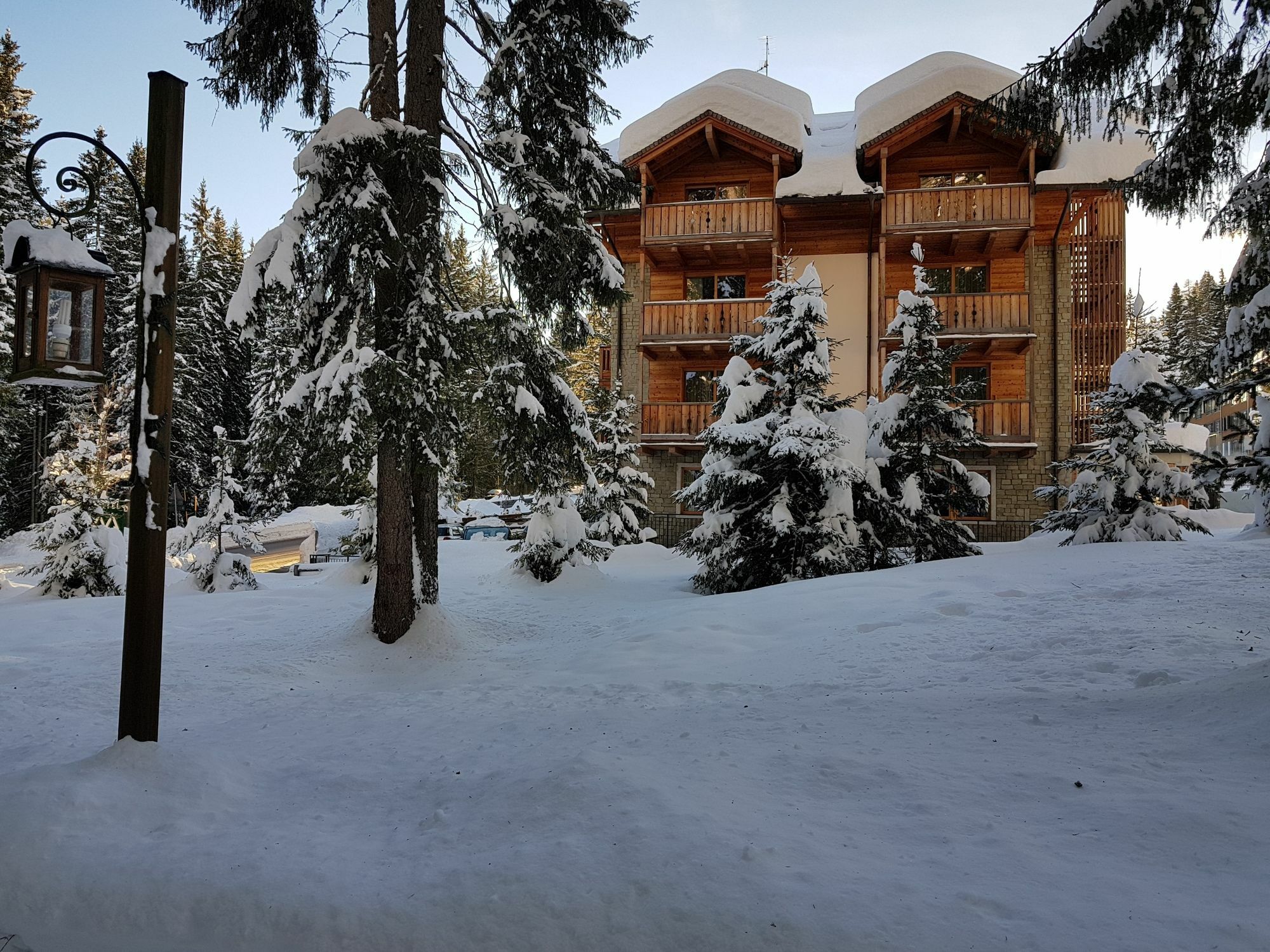 Maribel Hotel Madonna Buitenkant foto