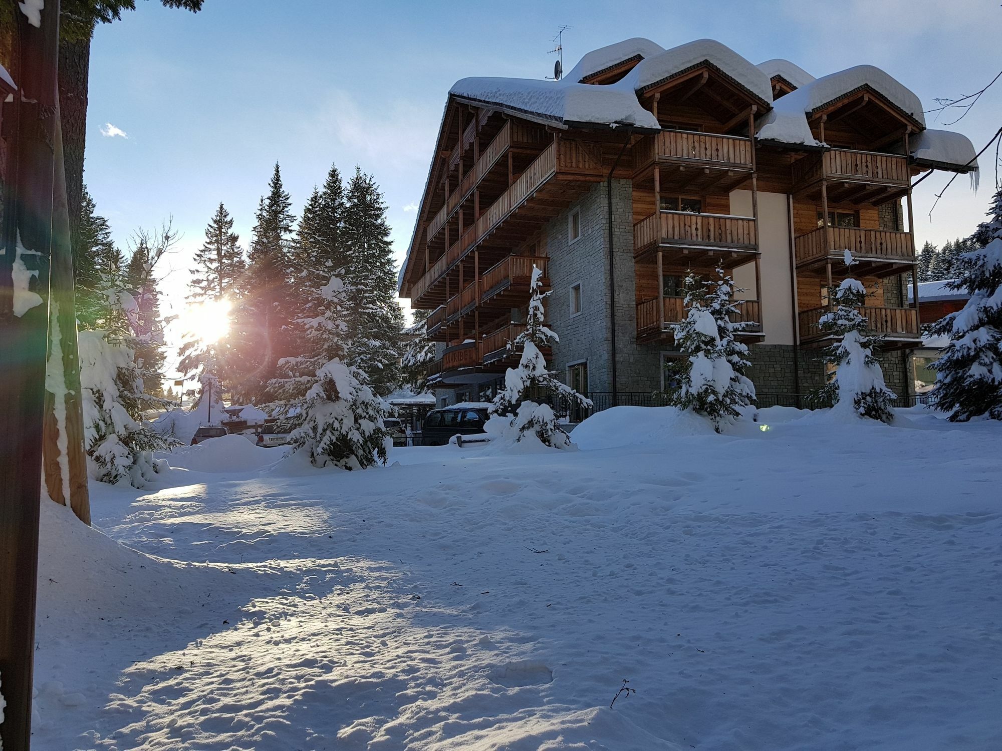Maribel Hotel Madonna Buitenkant foto